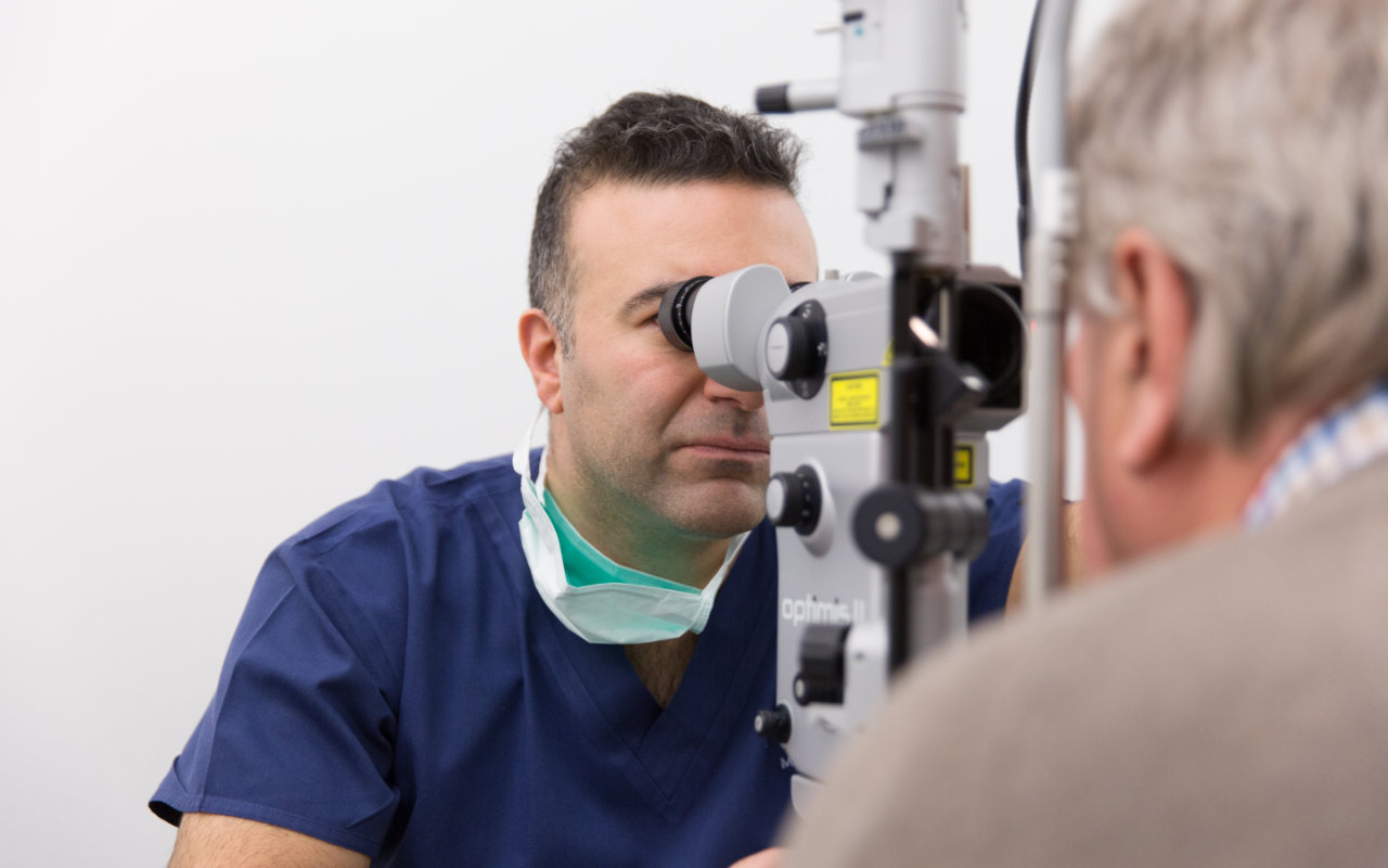 cataract-surgery-consultation